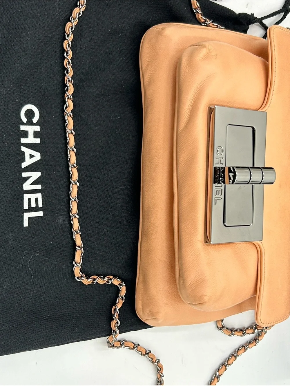 CHANEL authentic crossbody